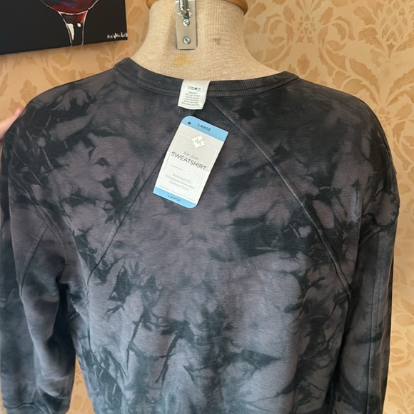 Large tie dye sweater - Picture 2 of 3